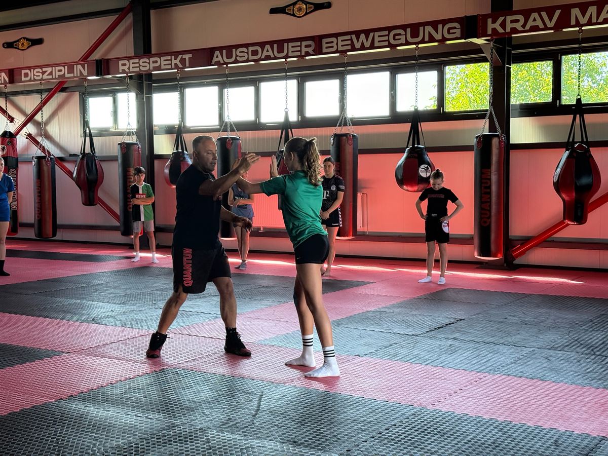 Training an den Sandsäcken